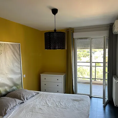Apartment J2